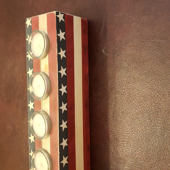 Coldwater Creek Patriotic Candle Holder with Stars and Stripes - Picture 4 of 11